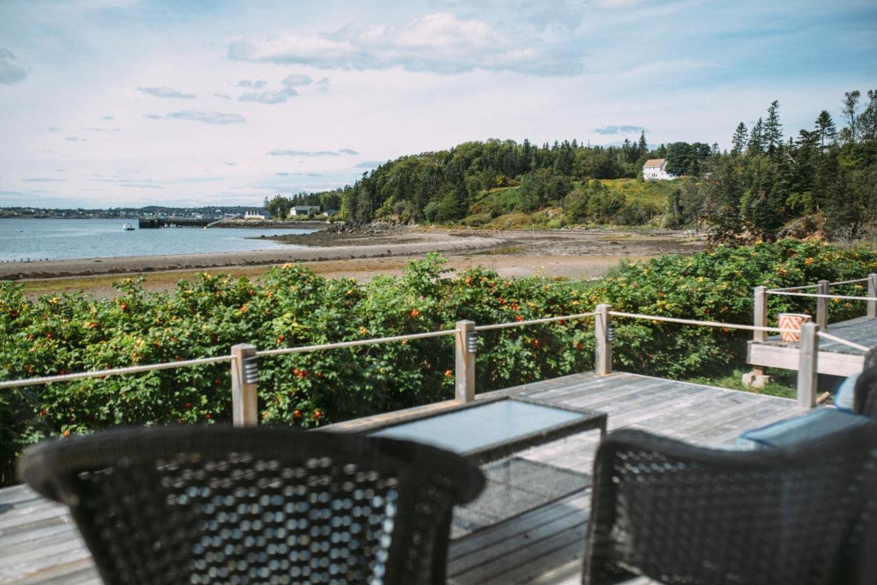 Friars Bay Inn & Cottages Welshpool Exterior foto